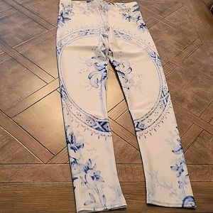 Art of Wear - China Blue Pattern leggings - New